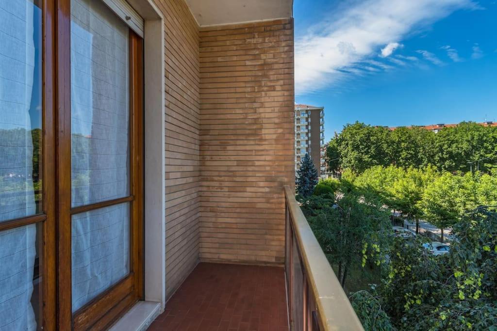Mercadante Family Apartment Торино Екстериор снимка