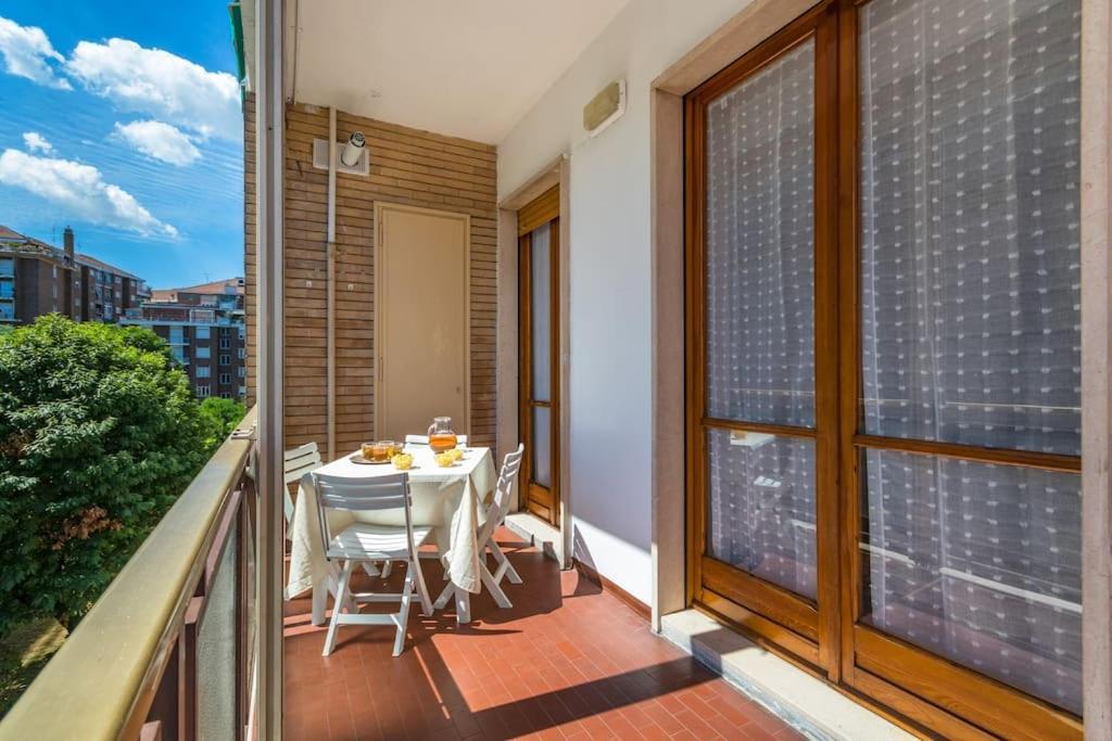 Mercadante Family Apartment Торино Екстериор снимка
